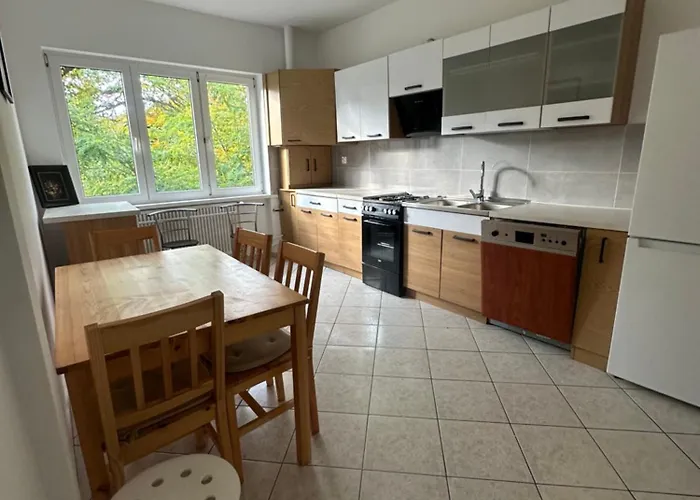 Guest house Cozy & Monciak *